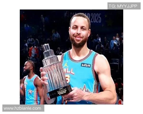 库里三分大赛决赛狂轰20球夺冠创历史新纪录震撼全场 库里三分大赛决赛狂轰20球夺冠创历史新纪录震撼全场